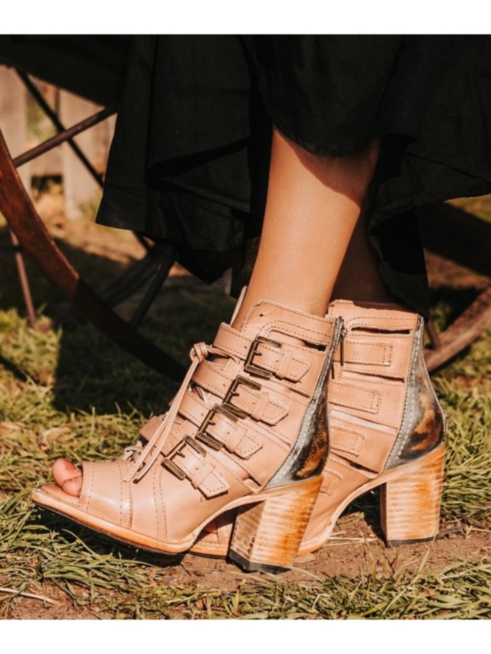 Freebird Braeden Blush Leather Tan Distressed Edgy Buckles Low Heel Sandals 10 - Picture 5 of 16